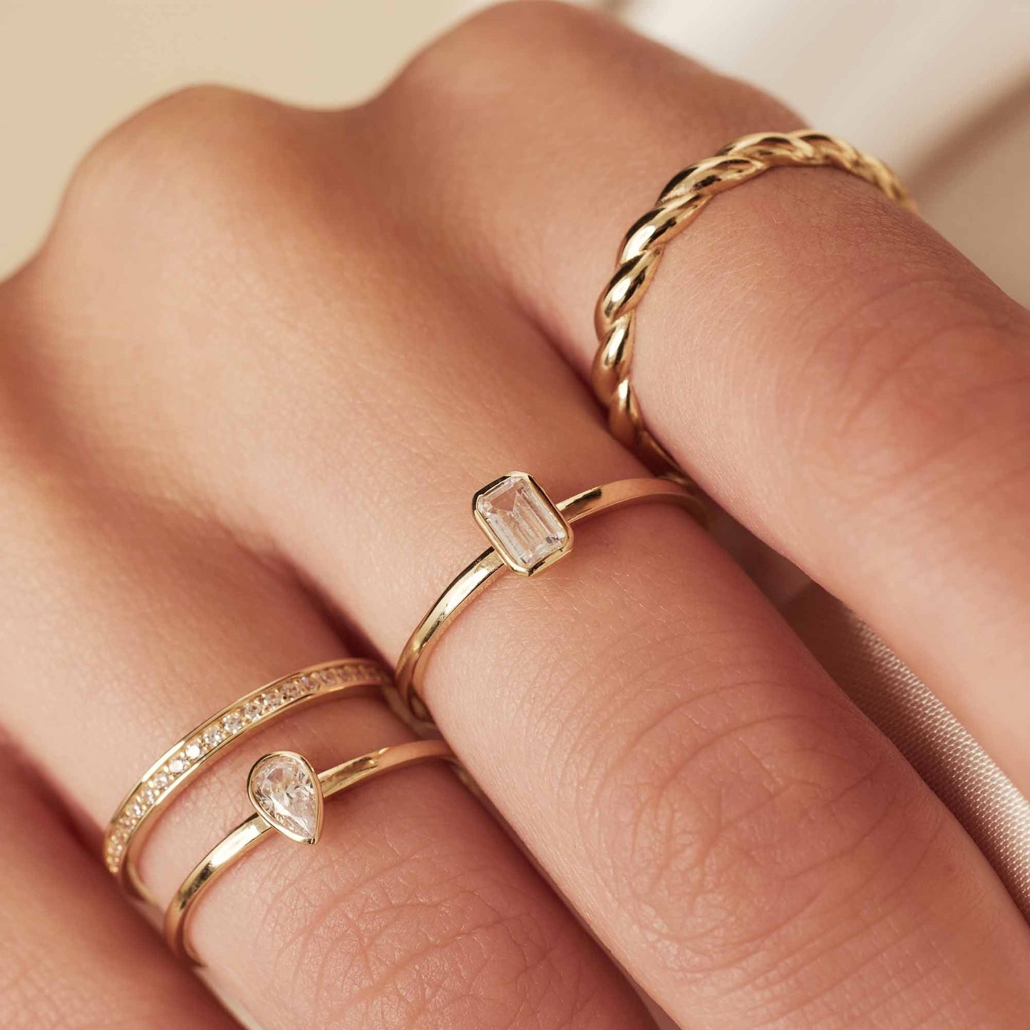 Baguette Genevieve 14 karat gold ring with white zirconia stone
