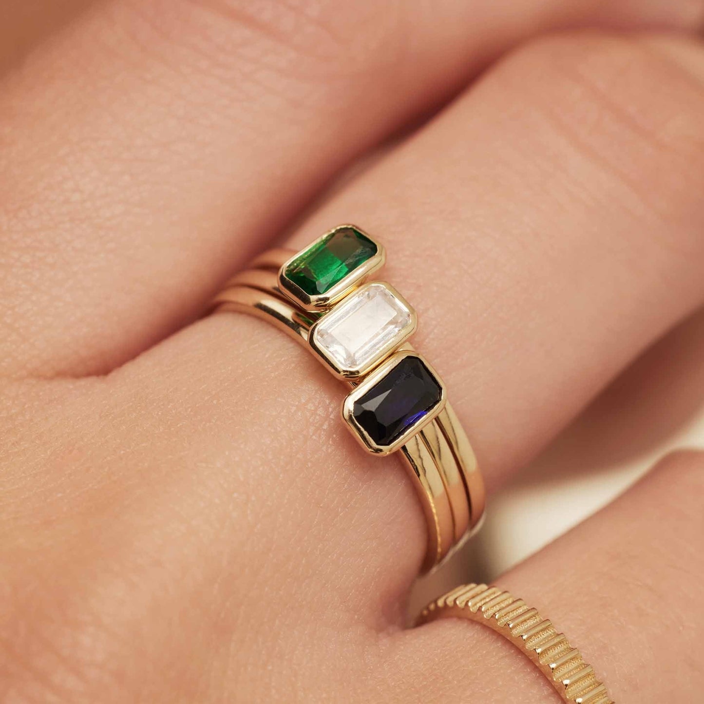 Baguette Genevieve 14 karat gold ring with white zirconia stone
